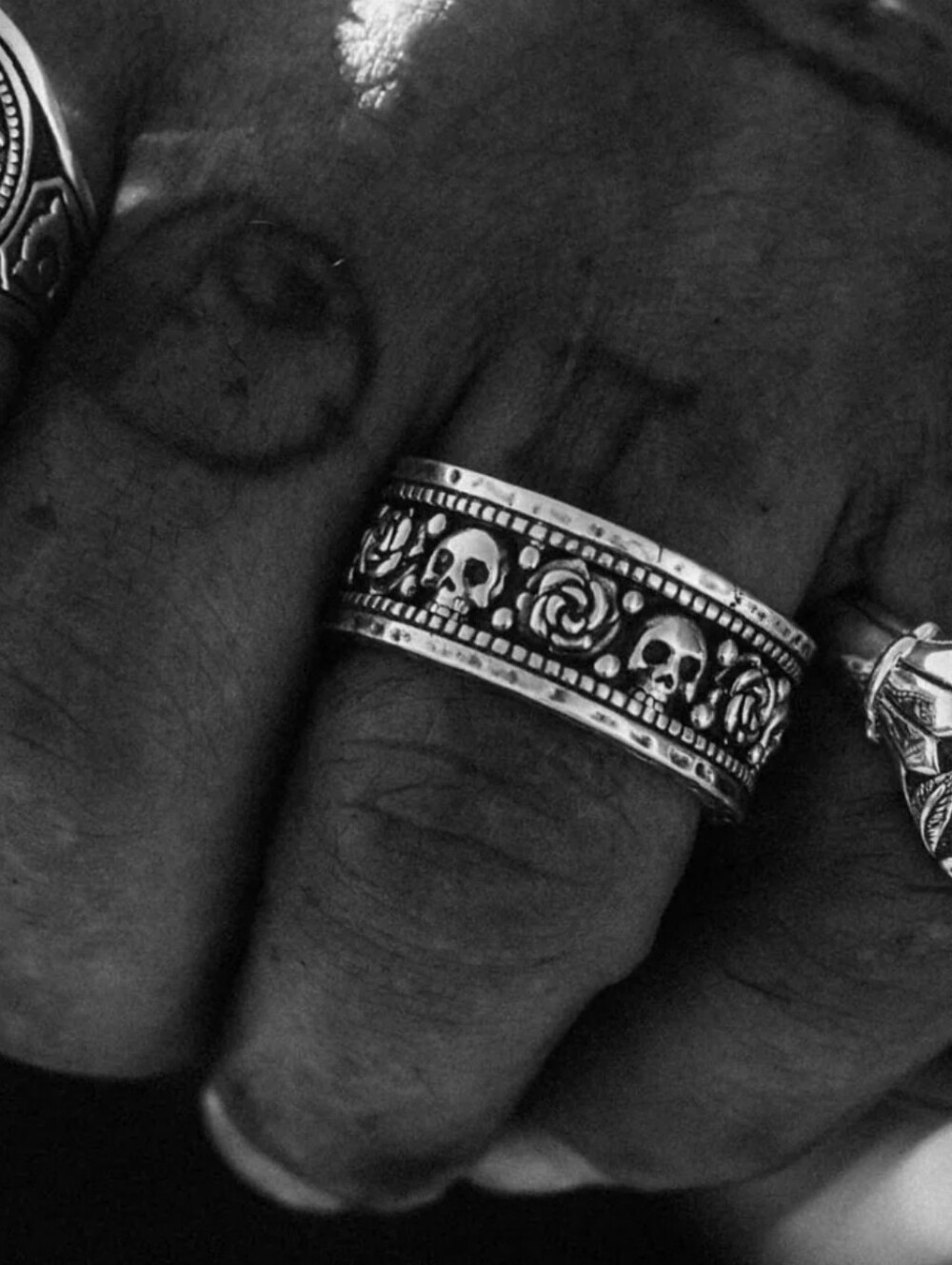Clocks + Colours Brimstone Skull and Roses 925 Sterling Silver Ring size 11